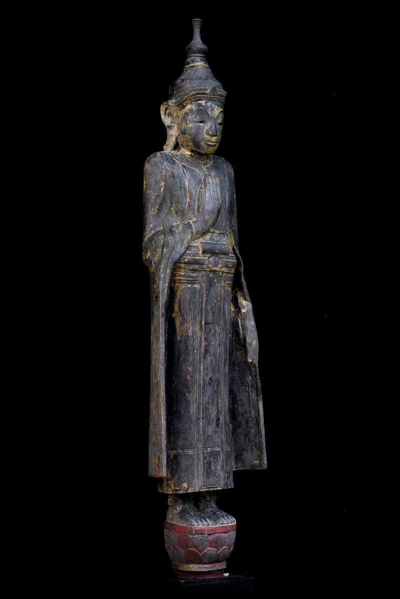 Extremely Rare 17C Wood Burmese Ava Buddha #A029